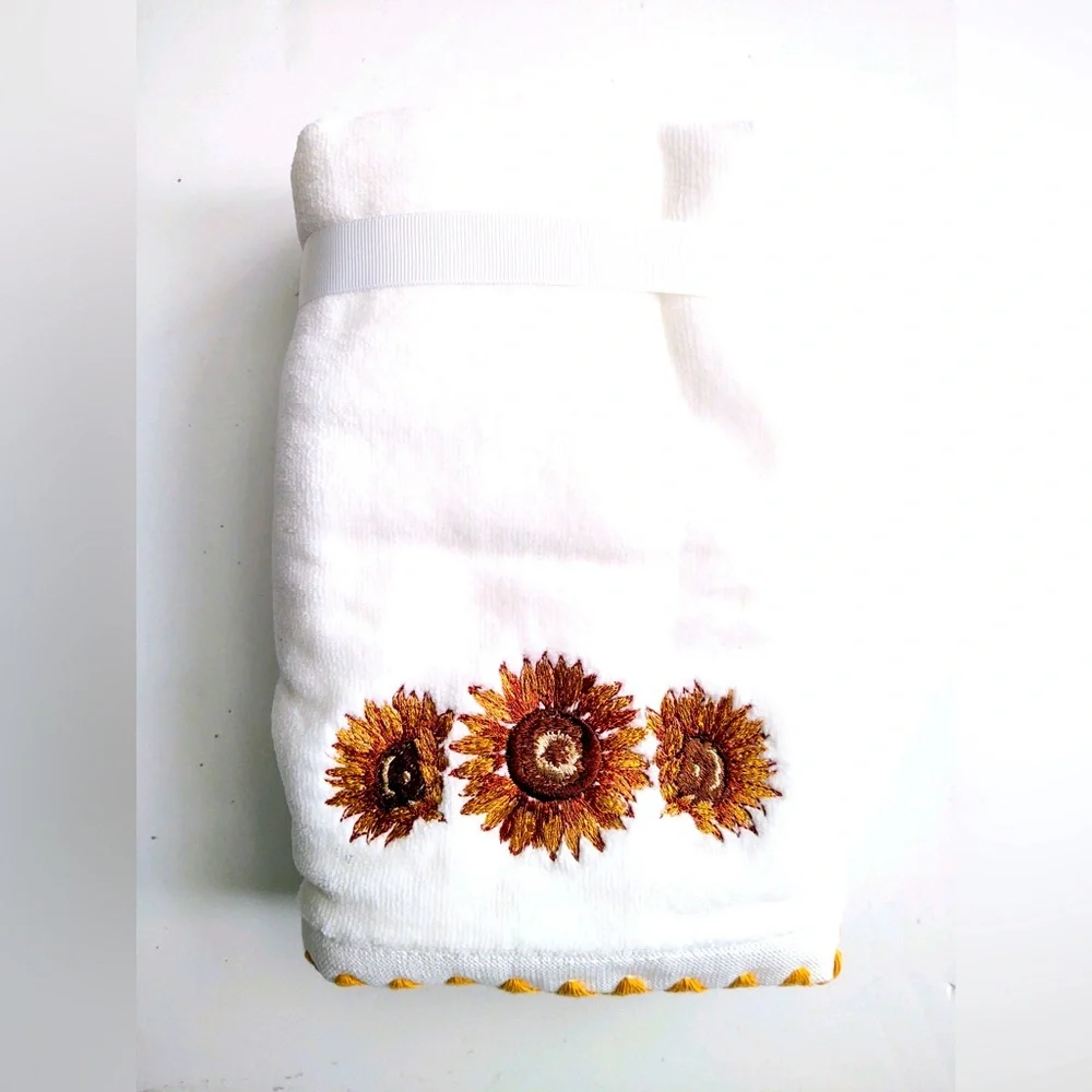 2pc CARO HOME 100% Cotton Hand Bath Towel Set With Sunflower - White